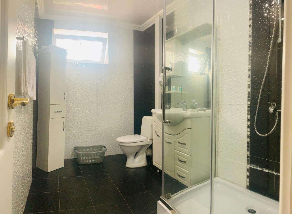 קובולטי David'S Guest House מראה חיצוני תמונה